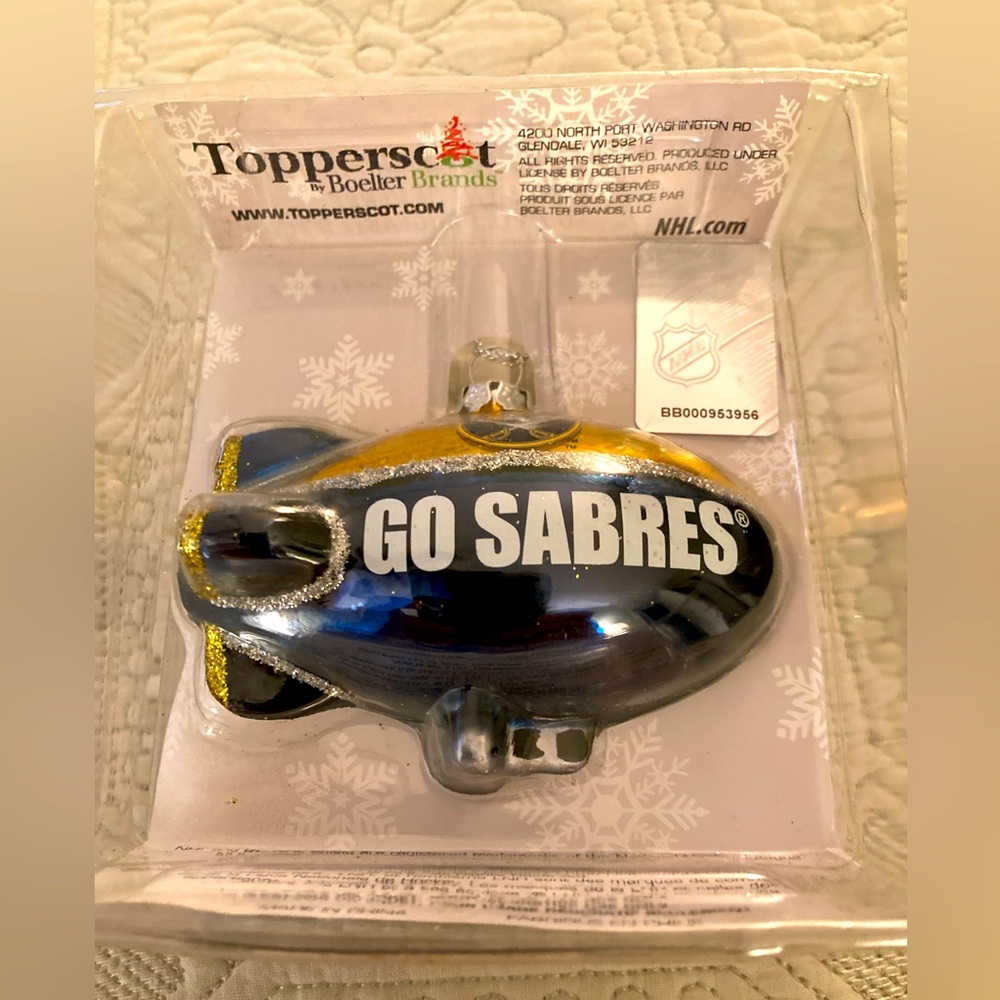 SABERS New in Package NHL Buffalo Sabers Blown Glass Team Blimp XMAS Ornament